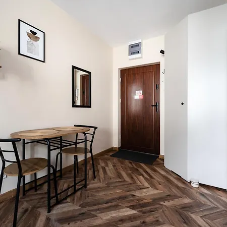 Nawrot Downtown Chic By Bookinghost Appartamento *